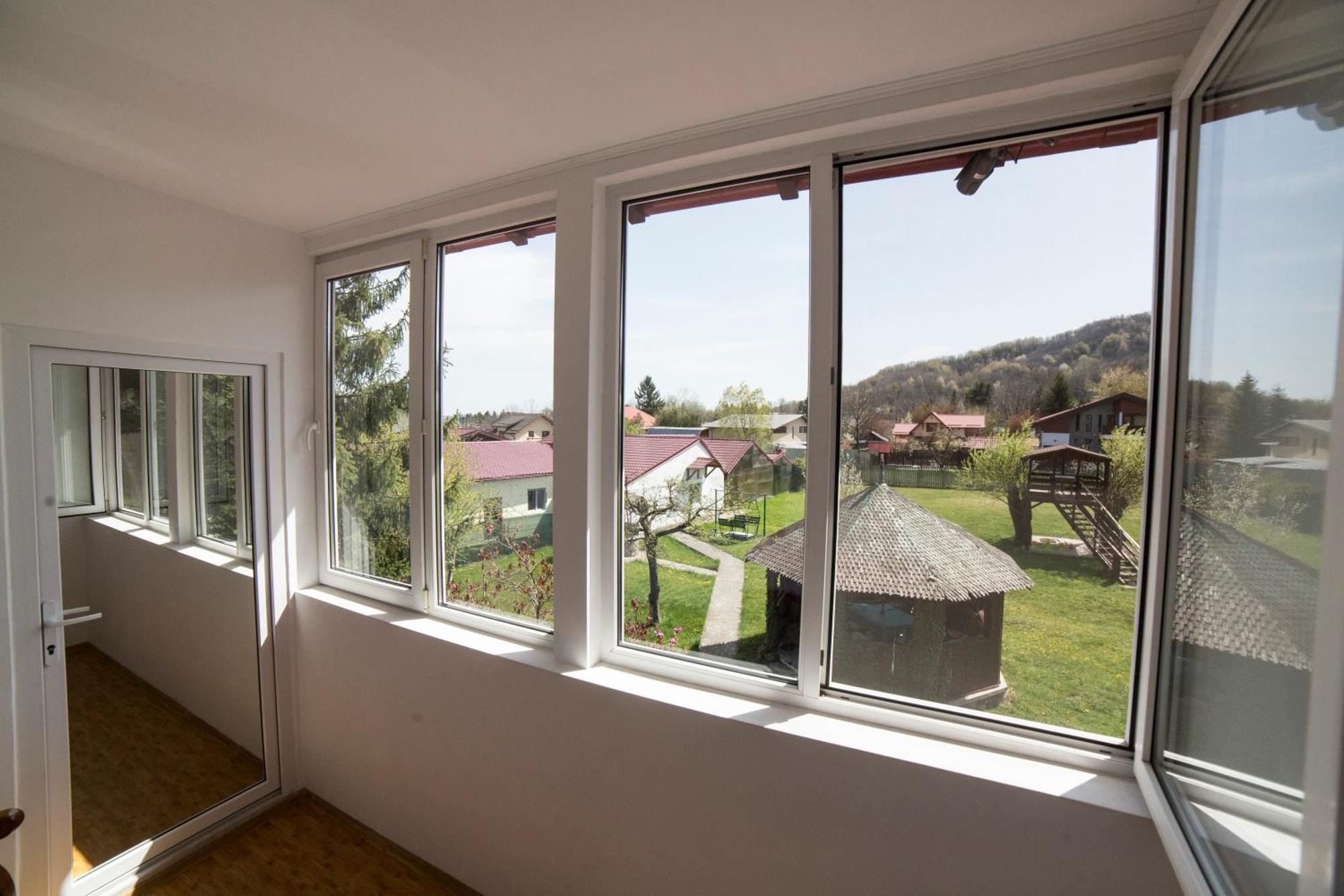 Villa Bravo Breaza Eksteriør bilde